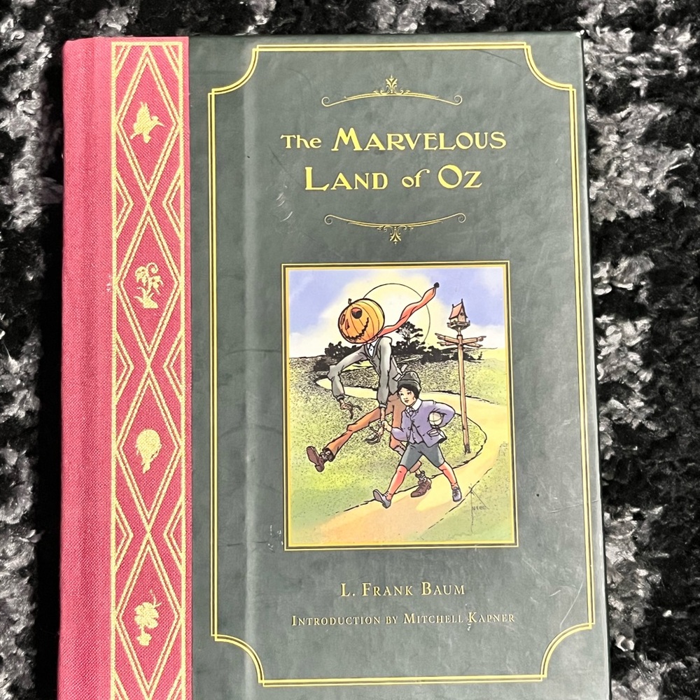 Disney The Marvelous Land of Oz Book - Red and Green